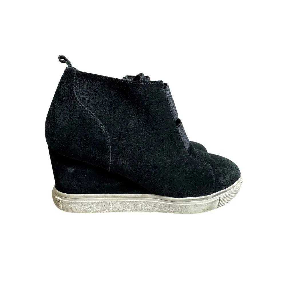 Blondo Glenda waterproof black suede wedge bootie sneaker ankle zippers sz 7.5